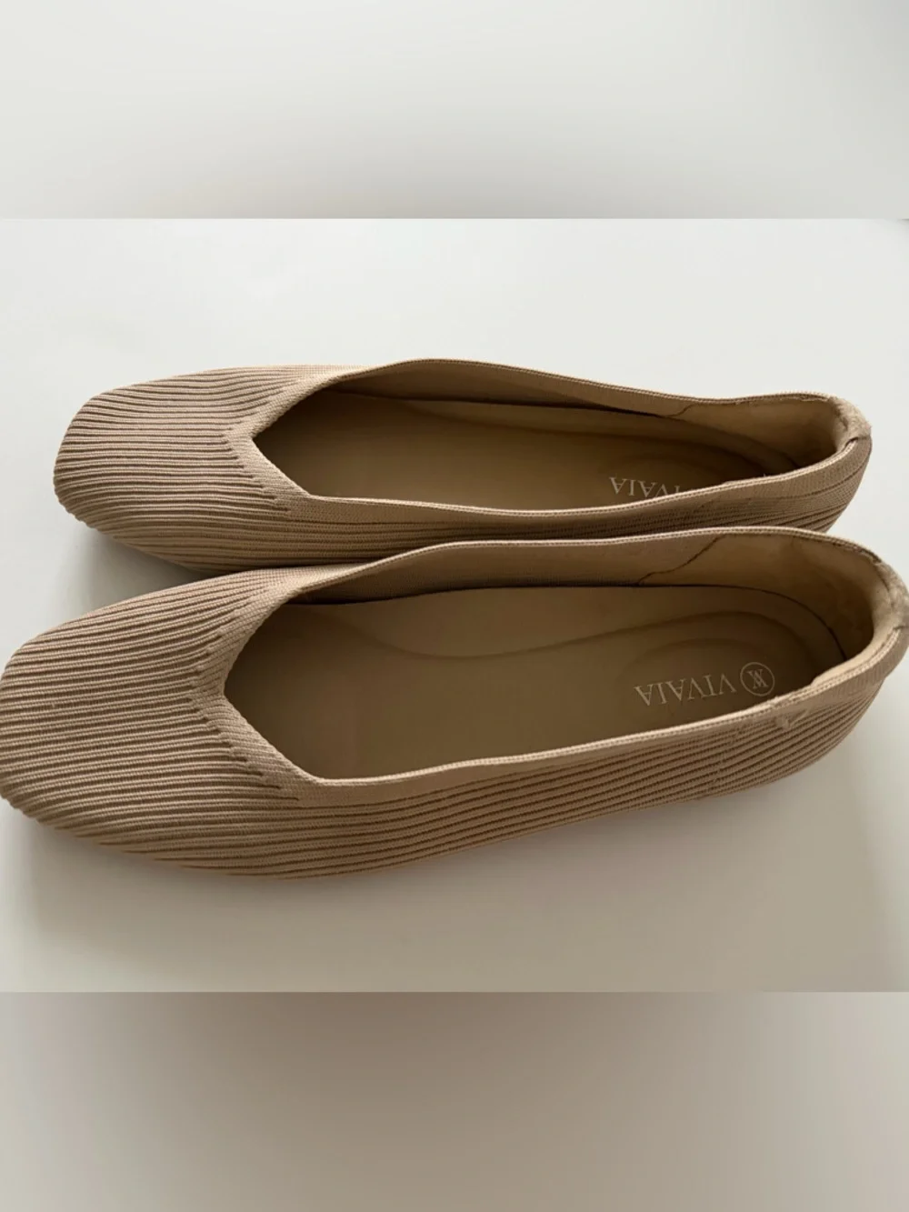 VIVAIA Square-Toe V-Cut Flats (Margot™ 2.0) Size 39 EU (8 US) - Picture 7 of 9